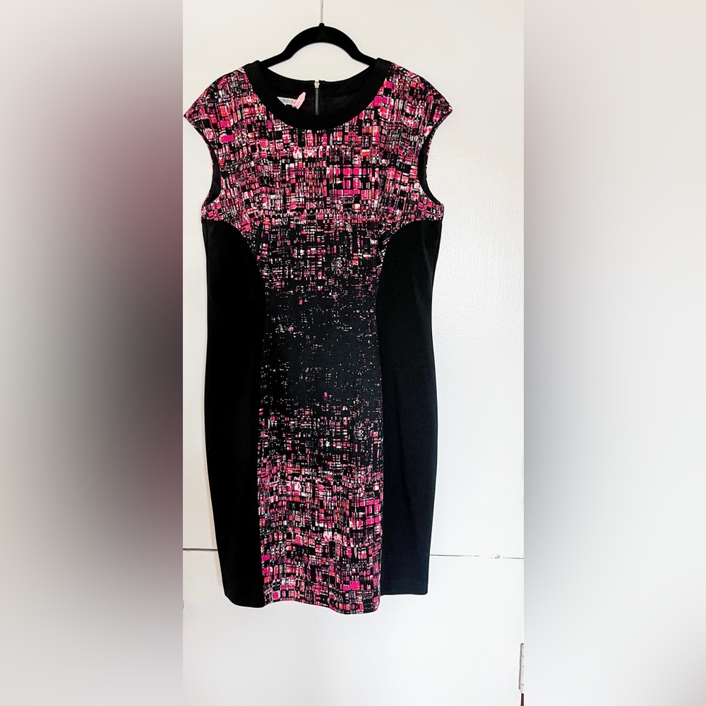 Maggy London black sheath dress with red and pink design